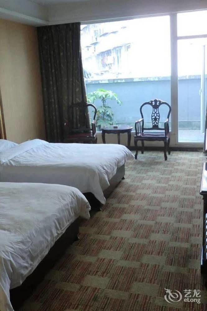 Wenjiang Huayu South City Hotel מראה חיצוני תמונה